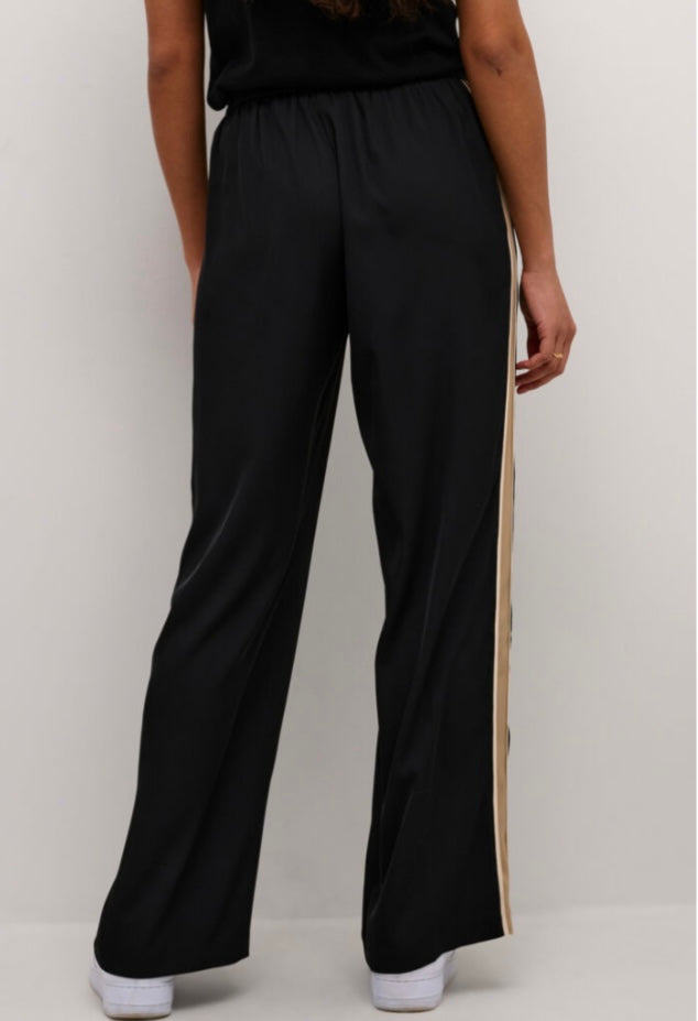 Kaffe Black Stripe Side Casual Pant