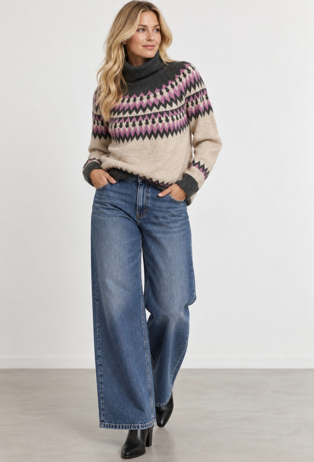 ICHI Printed Turtleneck Sweater