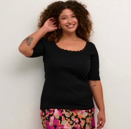 Kaffe Curve Black SS Eyelet Necklace