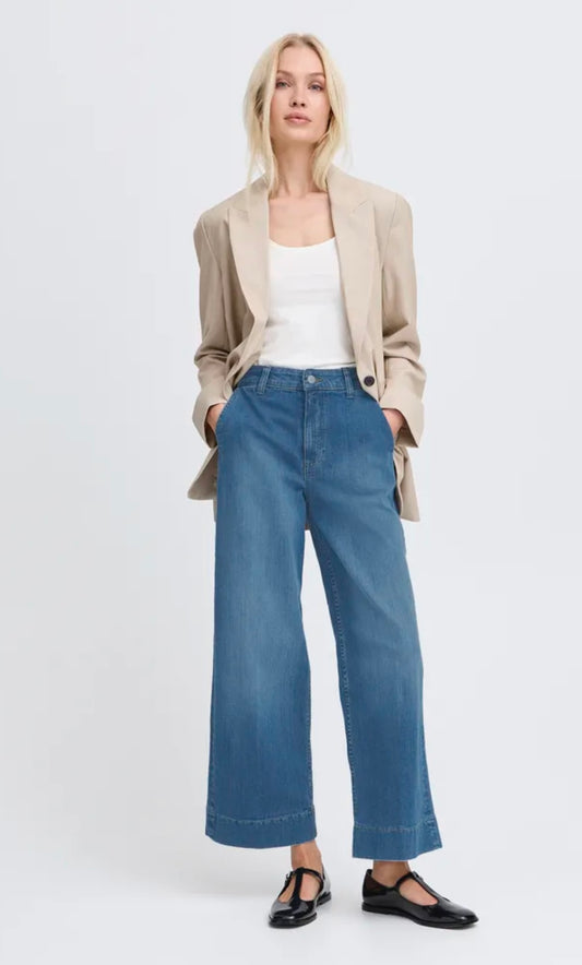 B young Medium Wash Ankle Denim
