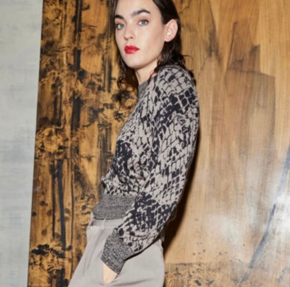 ICHI Dark Brown/Black Sweater