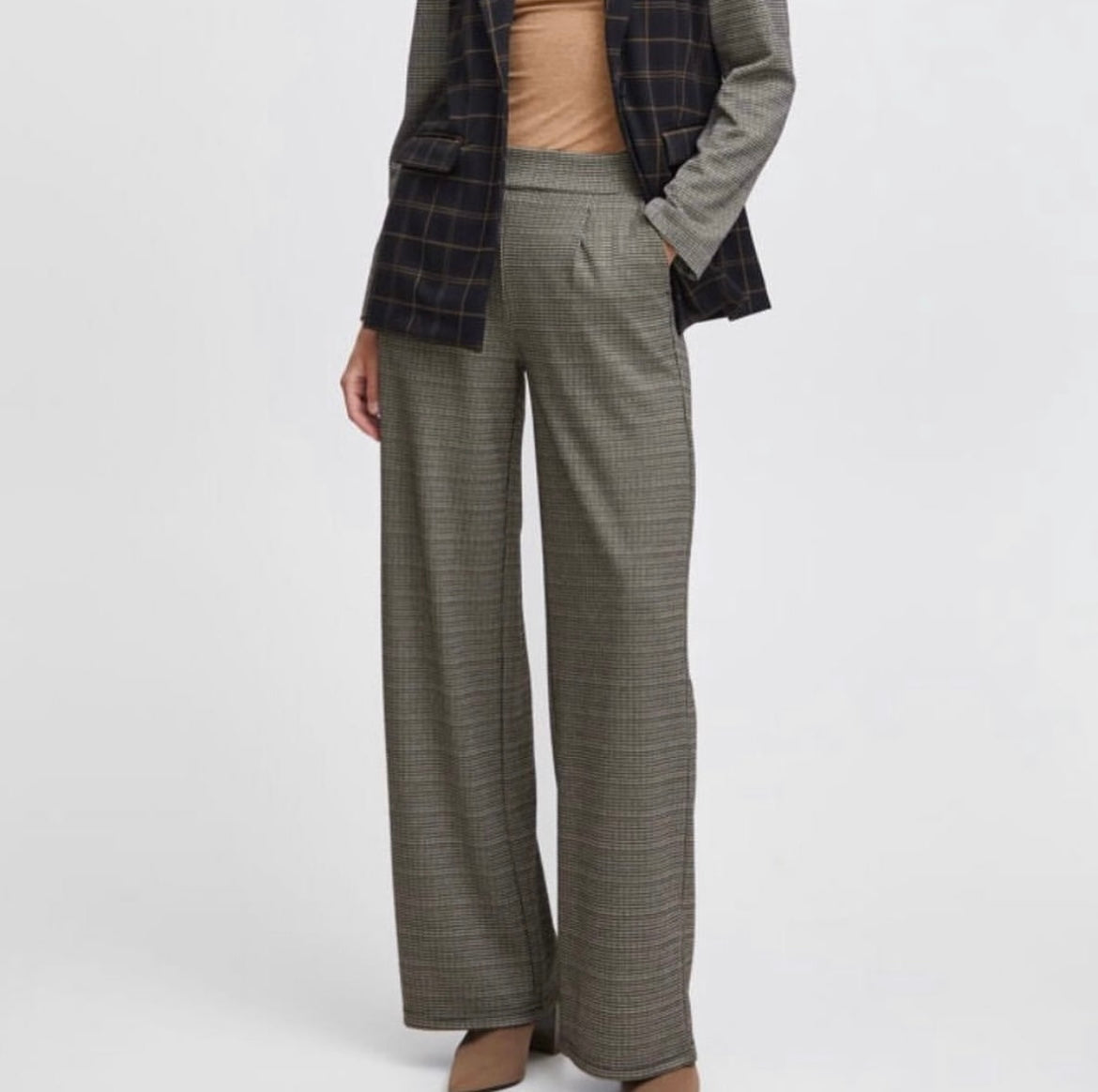 B young Printed Side Pockets Dress Pant